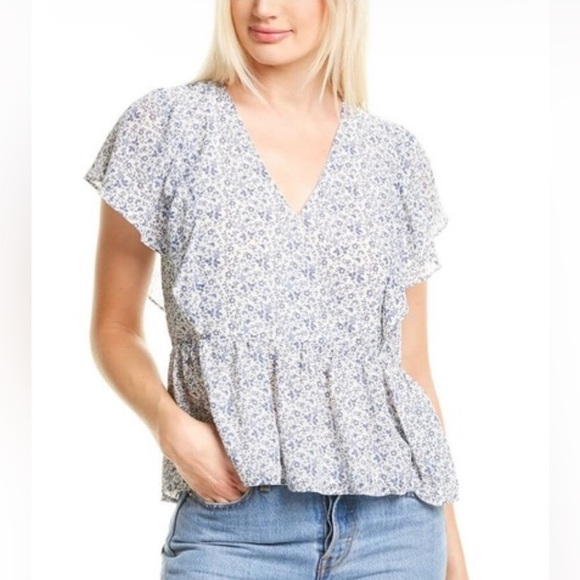 Madewell Tops - Madewell Georgette Ruffle-Sleeve Peplum Top
